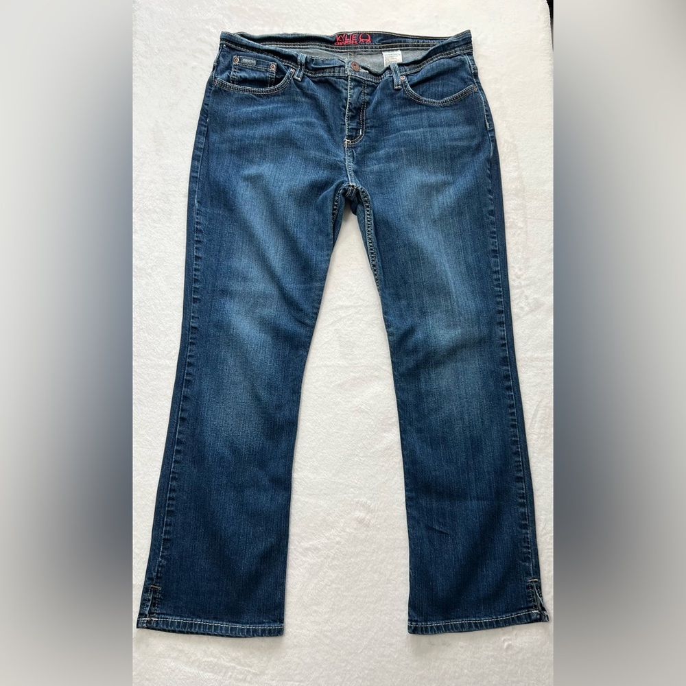 CINCH Women’s Kylie Jeans size 32/13 slim
